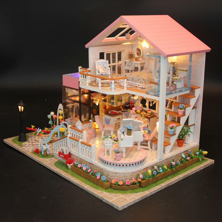 Creative Assembly Building Children's Day Toys